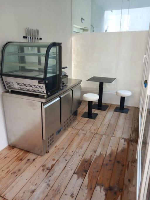 Stilvolle Wohnung Mit Terrasse/Garten 비엔나 외부 사진