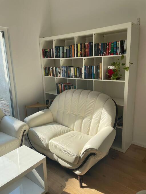 Stilvolle Wohnung Mit Terrasse/Garten 비엔나 외부 사진